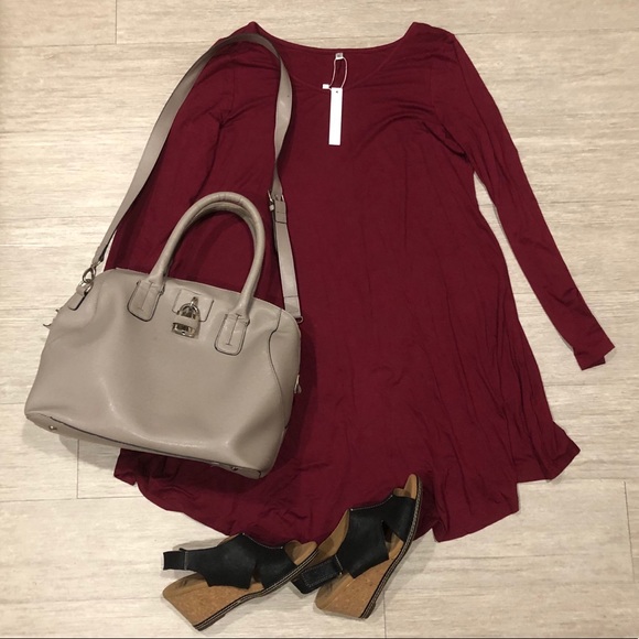 dearcase Dresses & Skirts - 2 Dearcase NWT T-shirt Dresses